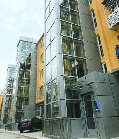 老楼外挂电梯
