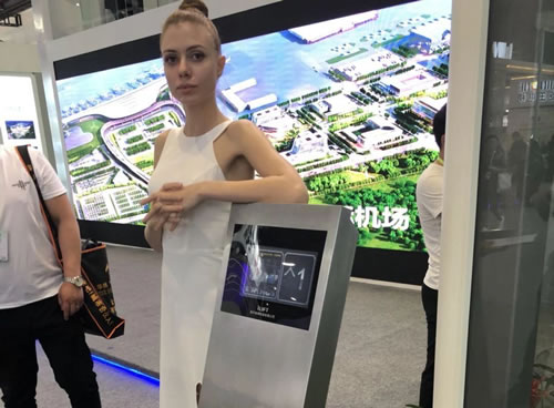 刷脸乘梯