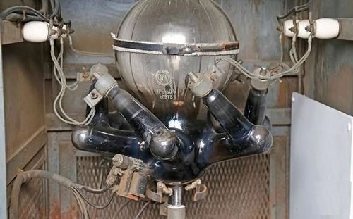水银电弧整流器